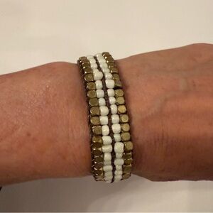 NEW BRACELET BEADED WHITE AND GOLDEN WITH BROWN STRING CINCH TIE